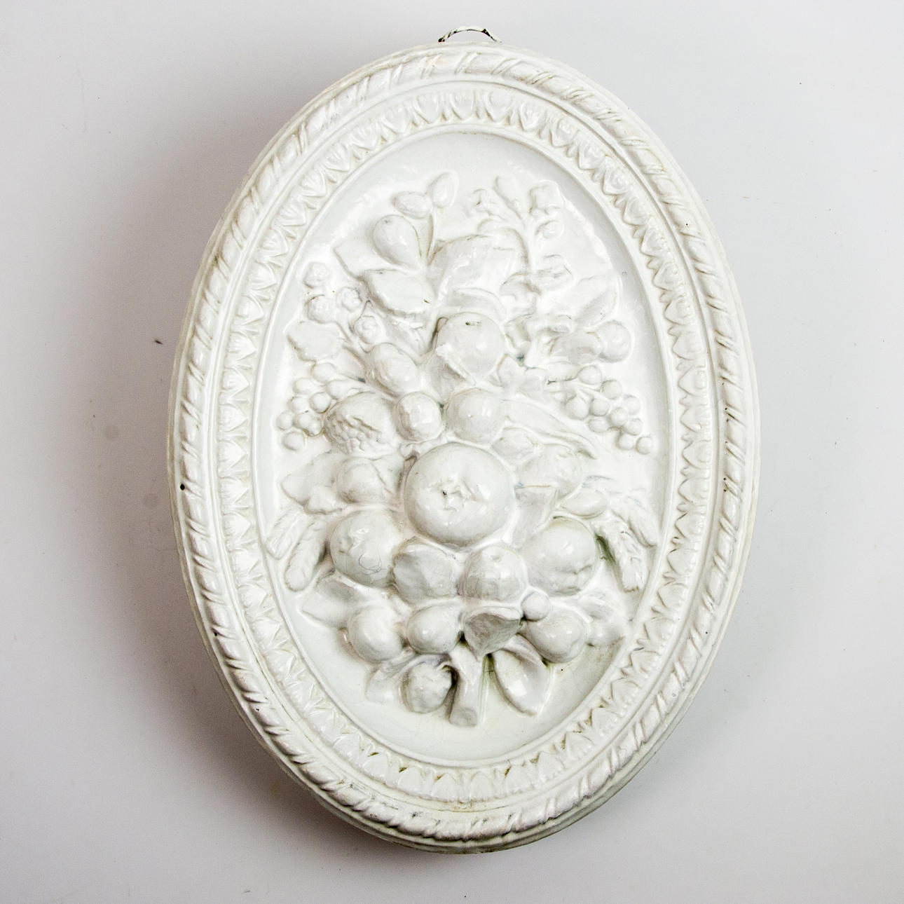 VÄGGRELIEF, keramik.