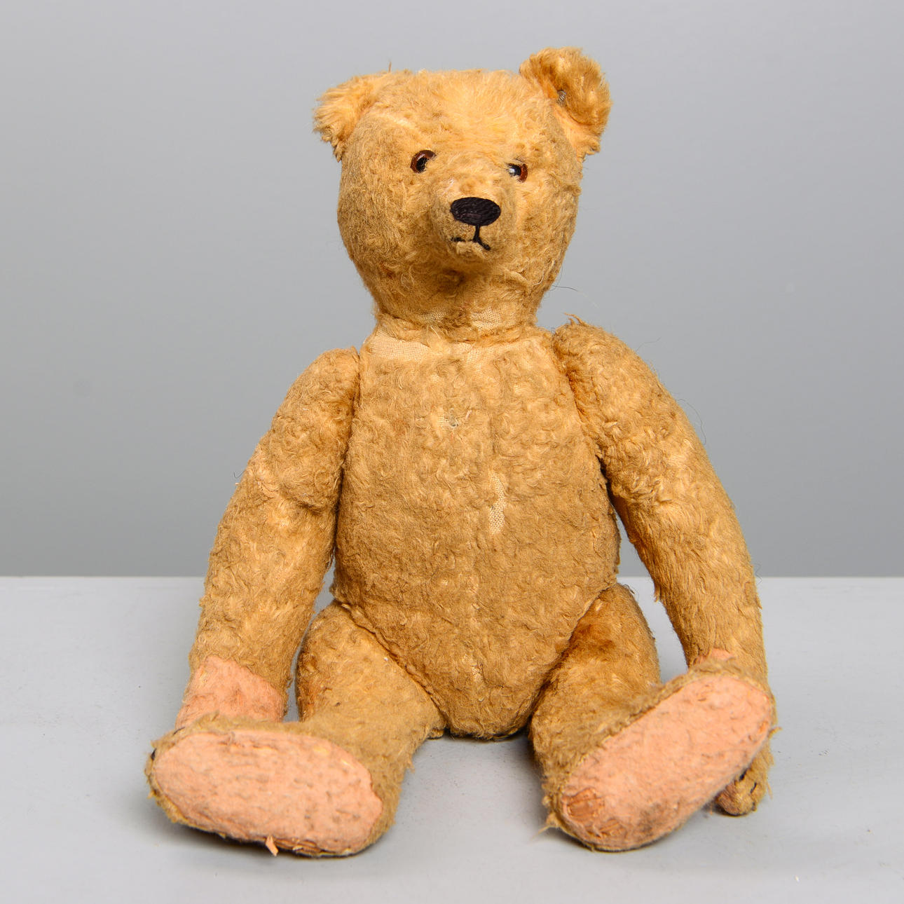 STEIFF, teddy bear, 1940s.