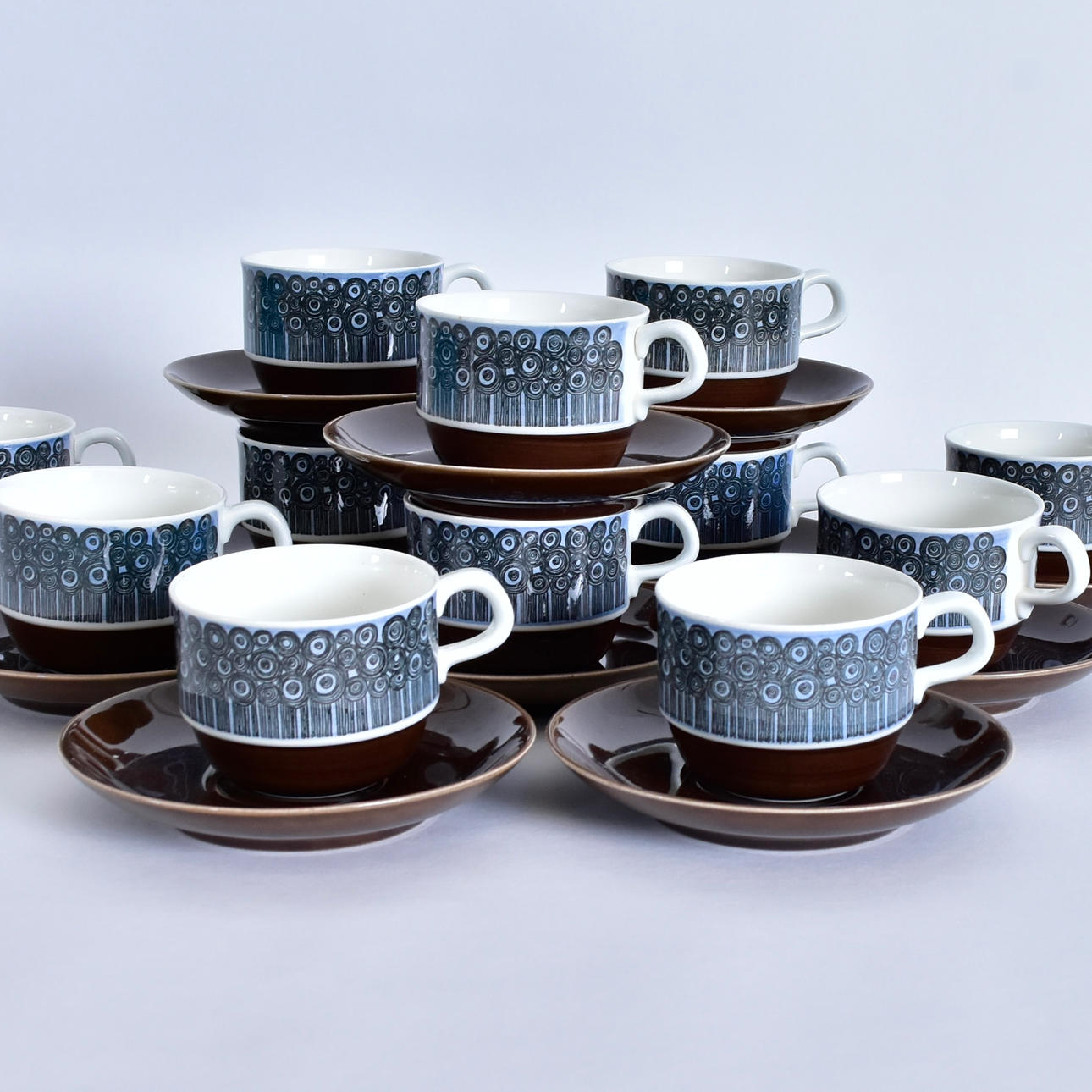 CHRISTINA CAMPBELL. KAFFESERVIS, 24 delar, porslin, "Amanda", Rörstrand.