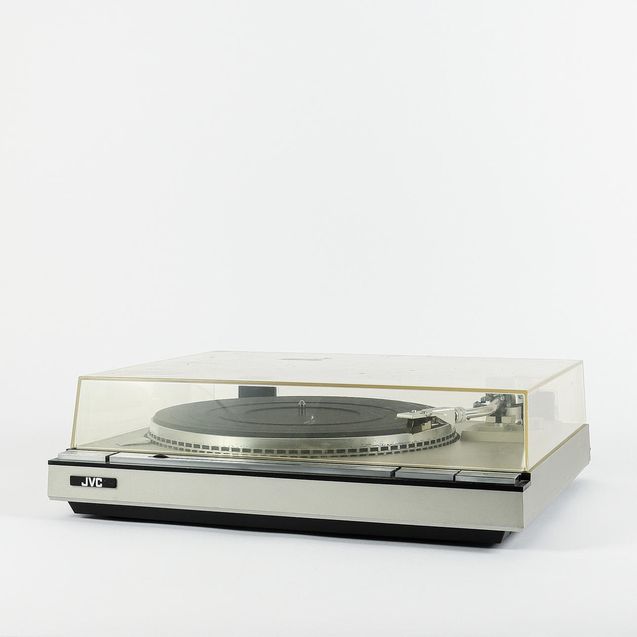 SKIVSPELARE JVC L-A55 Omkring 1980.