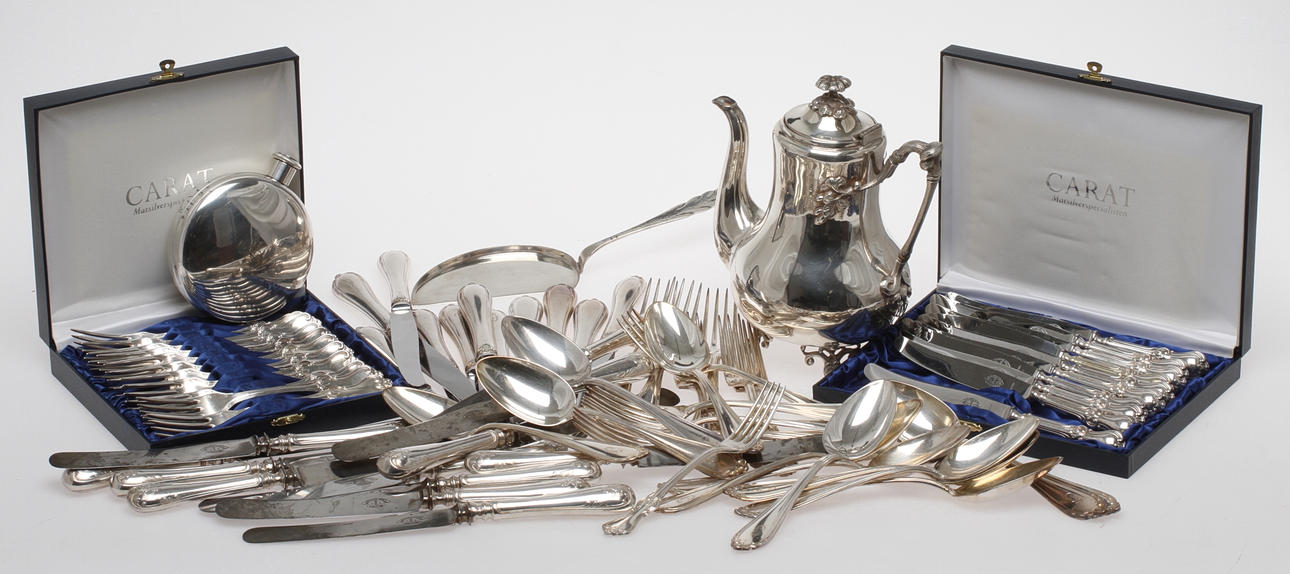 PARTI NYSILVER, mestadels bestick, bland annat AG Dufva, CG Hallberg och GAB.