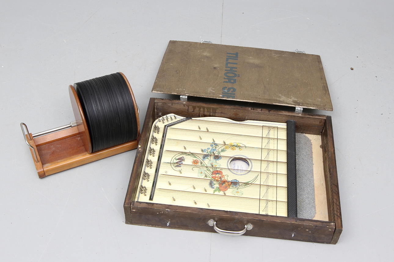 ACKORDCITTRA, samt stenkakor.