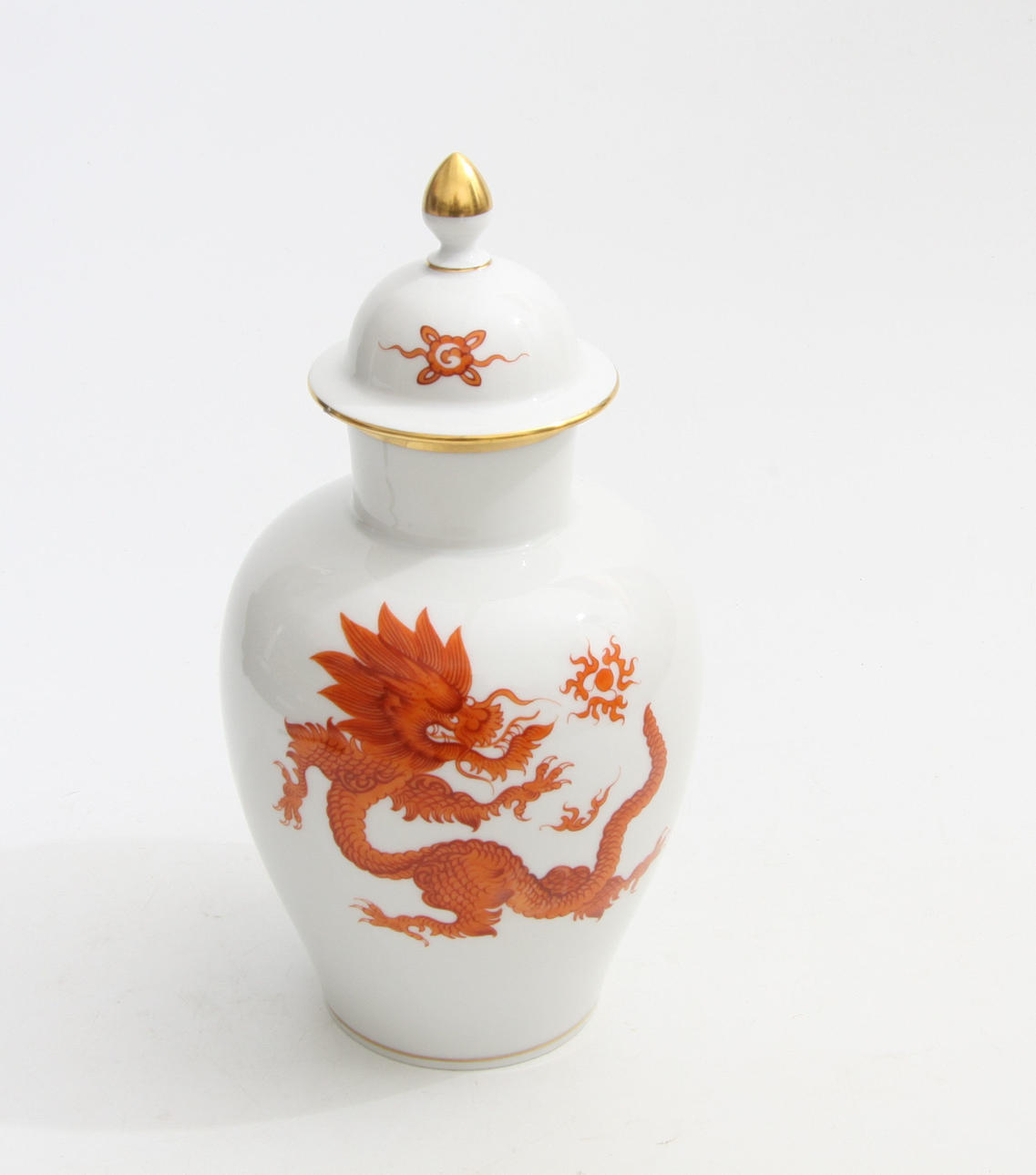 MEISSEN. Deckelvase.