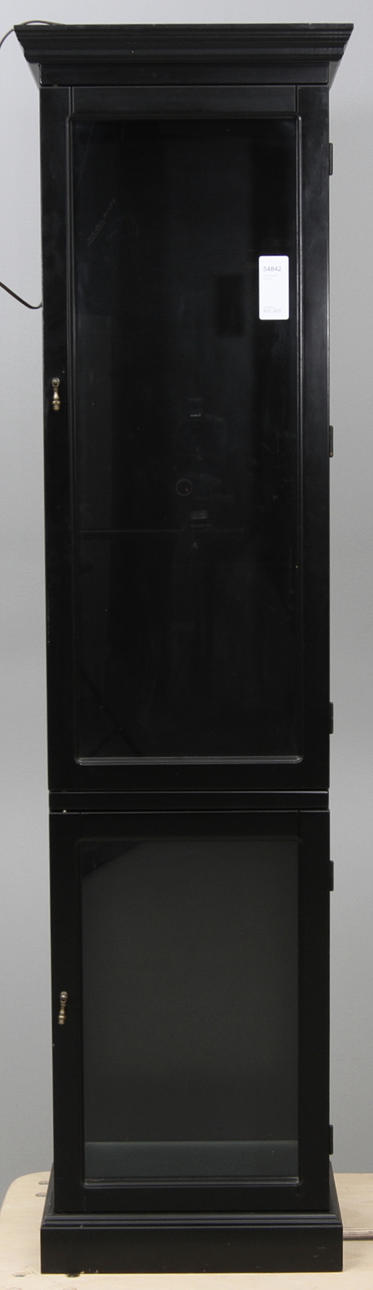 VITRINSKÅP 2000-tal.