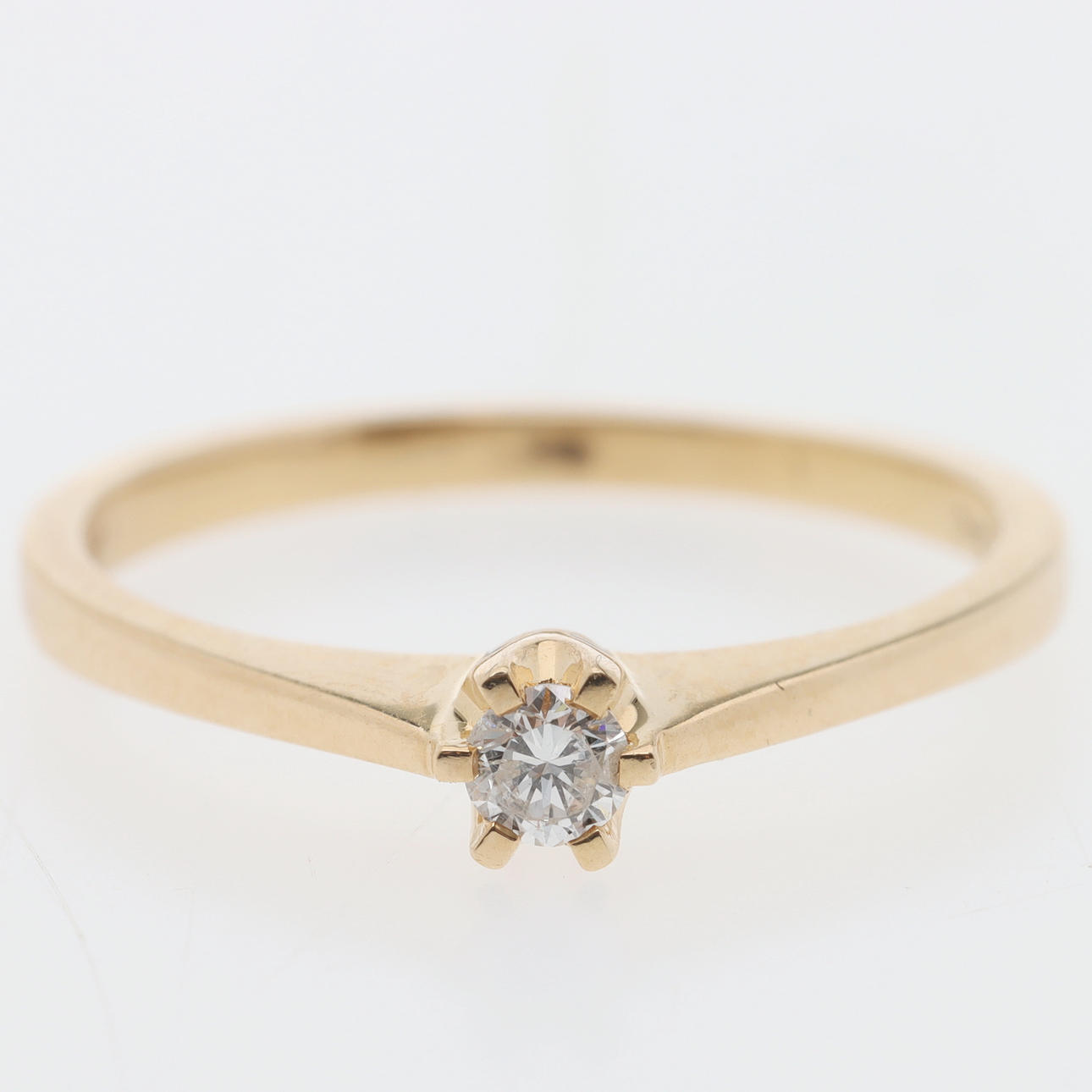 RING, 18K guld med 0,10 ct diamant, GHA.