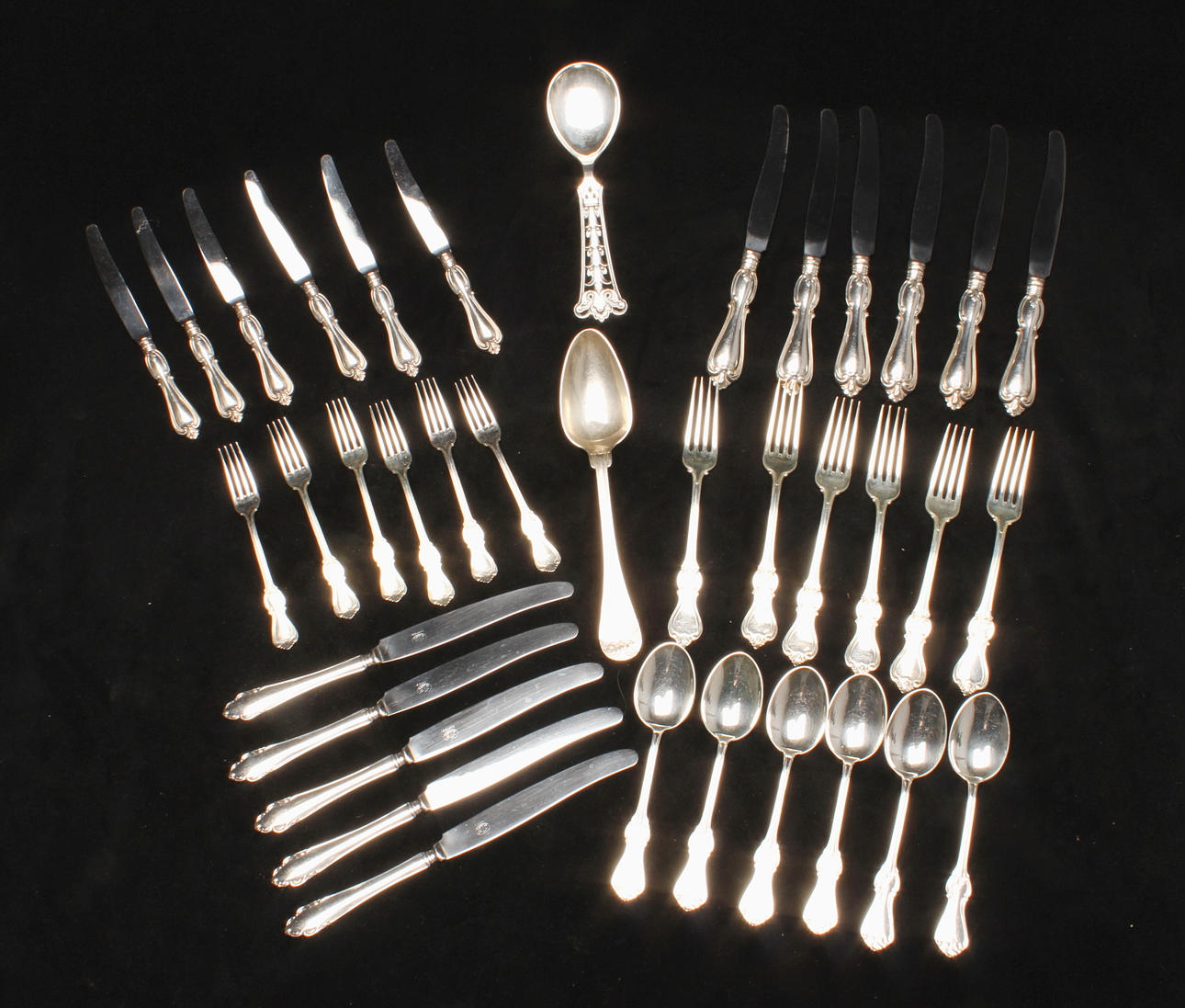 BESTICK, silver, "Olga", vikt 1424 gram.