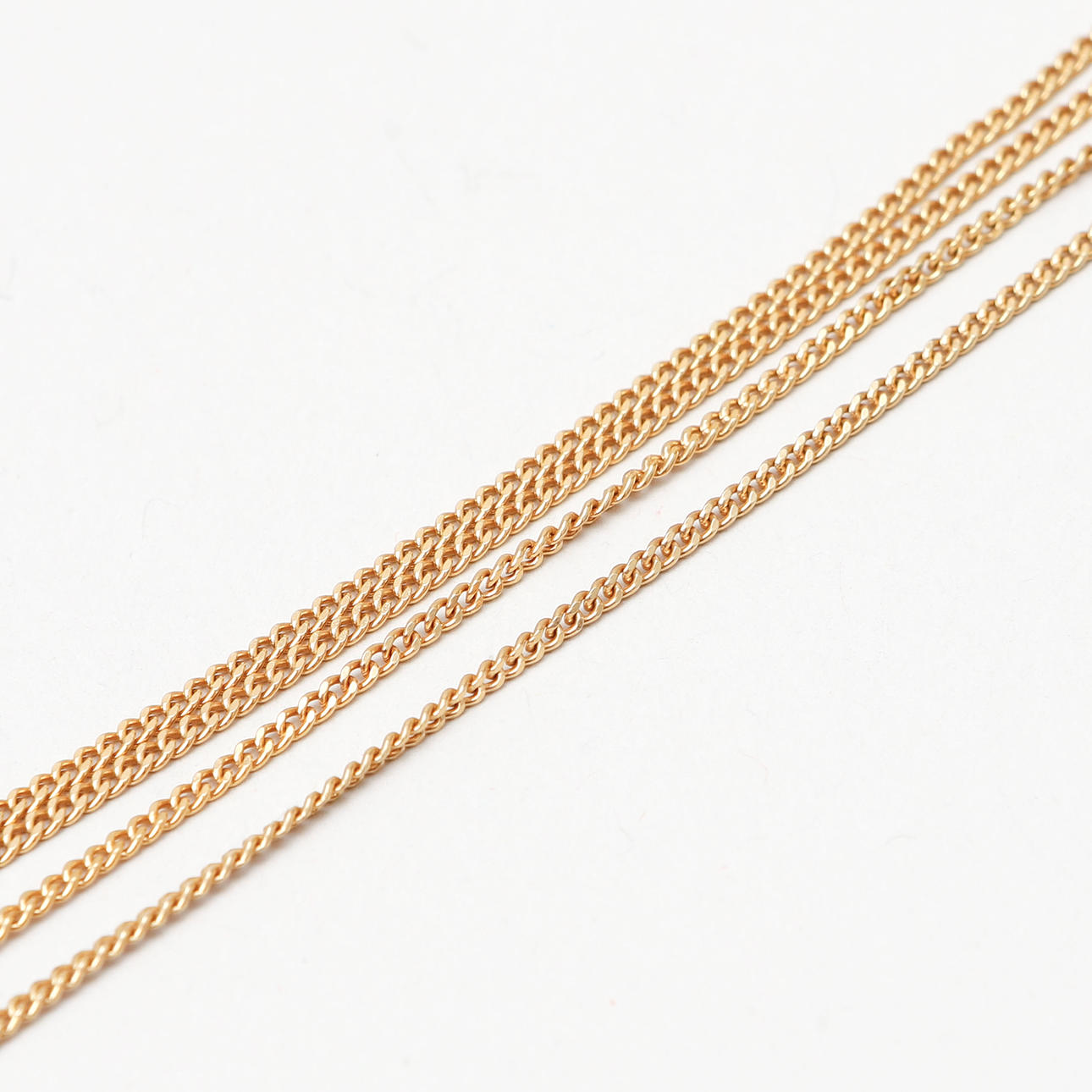 HALSKEDJA, 18k guld. Vikt ca 3,6 g.