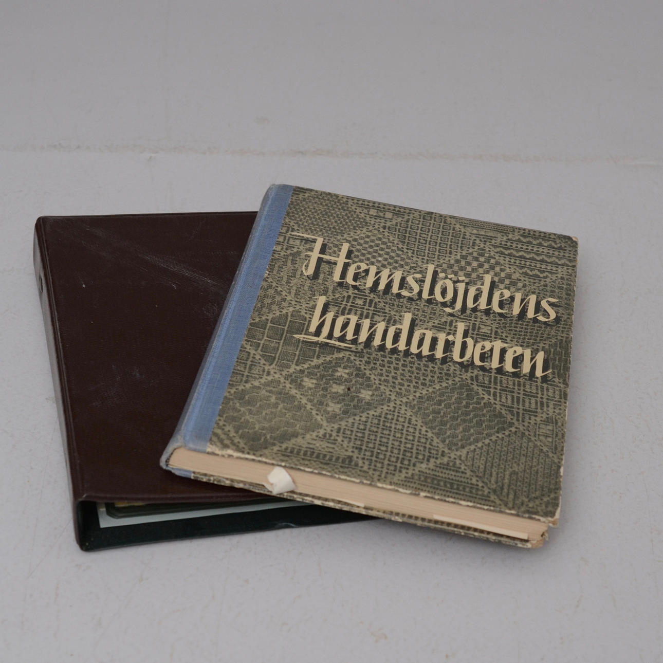 SÖMNAD, KNYPPLADE SPETSAR.