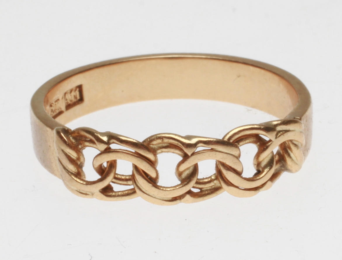 RING BISMARCK, 18k guld, vikt ca 3.7 gr.