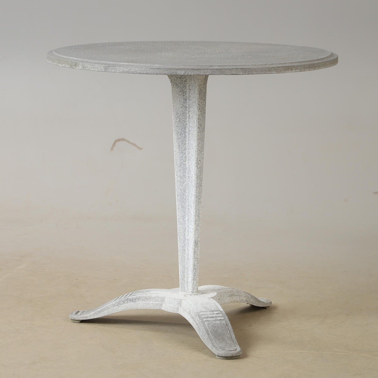 TRÄDGÅRDSBORD, "Calais", Byarums bruk.