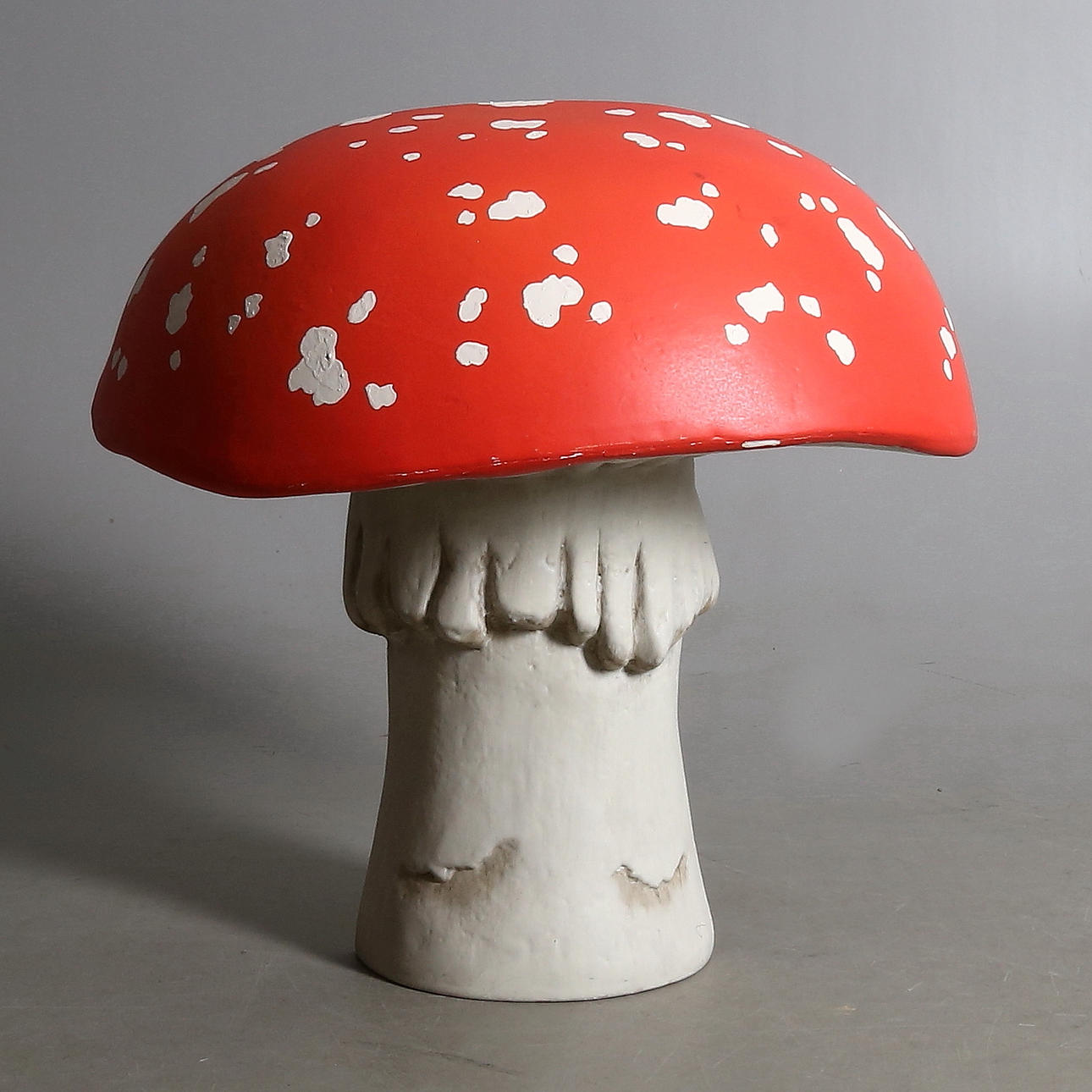 SKYLTDEKOR, frigolit, svamp, 2000-tal.