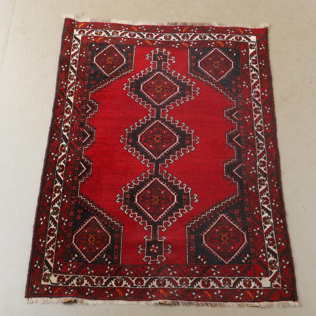 MATTA, orientalisk, 161 x 121 cm.