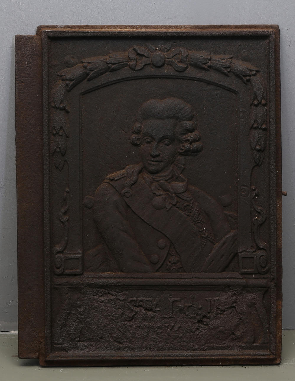 SÄTTUNGSHÄLL, gjutjärn, Gustav III.