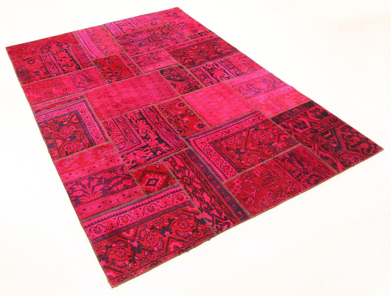 MATTA, Patchwork, 245x175 cm.