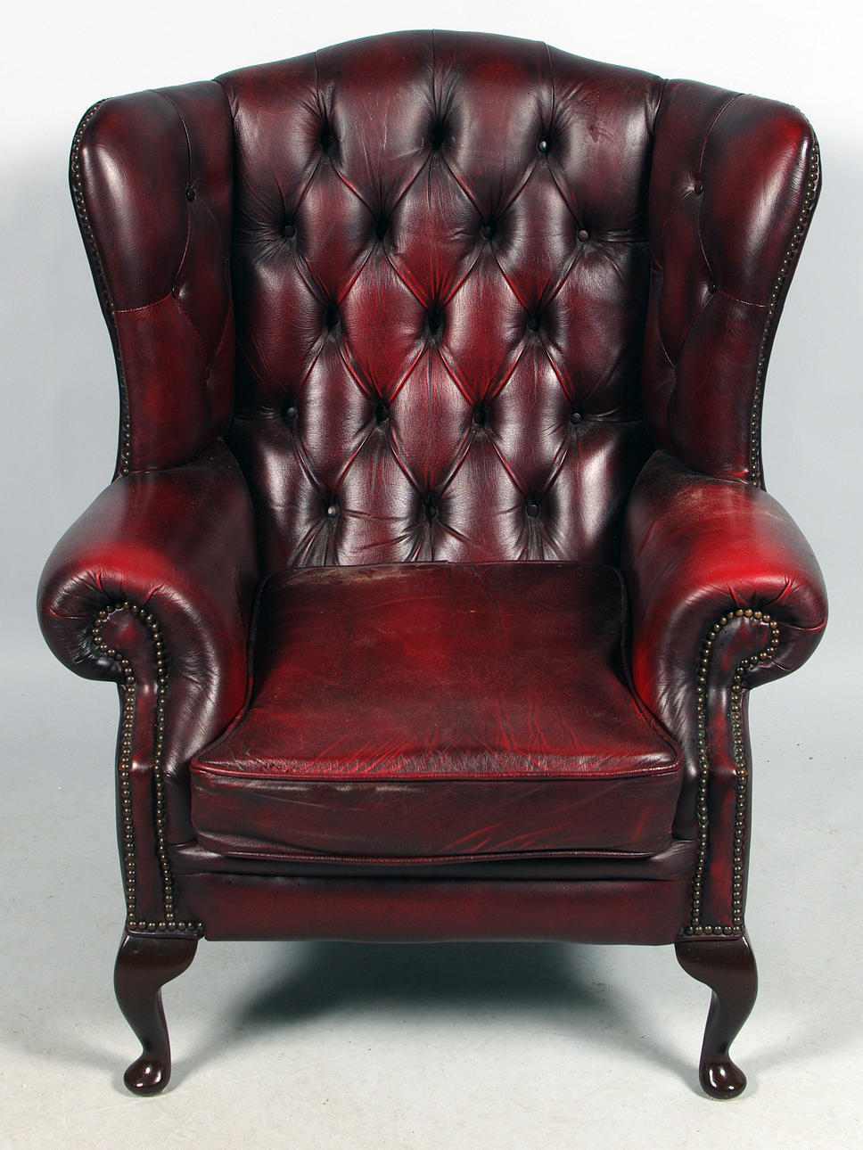 ÖRONLAPPSFÅTÖLJ, skinn.