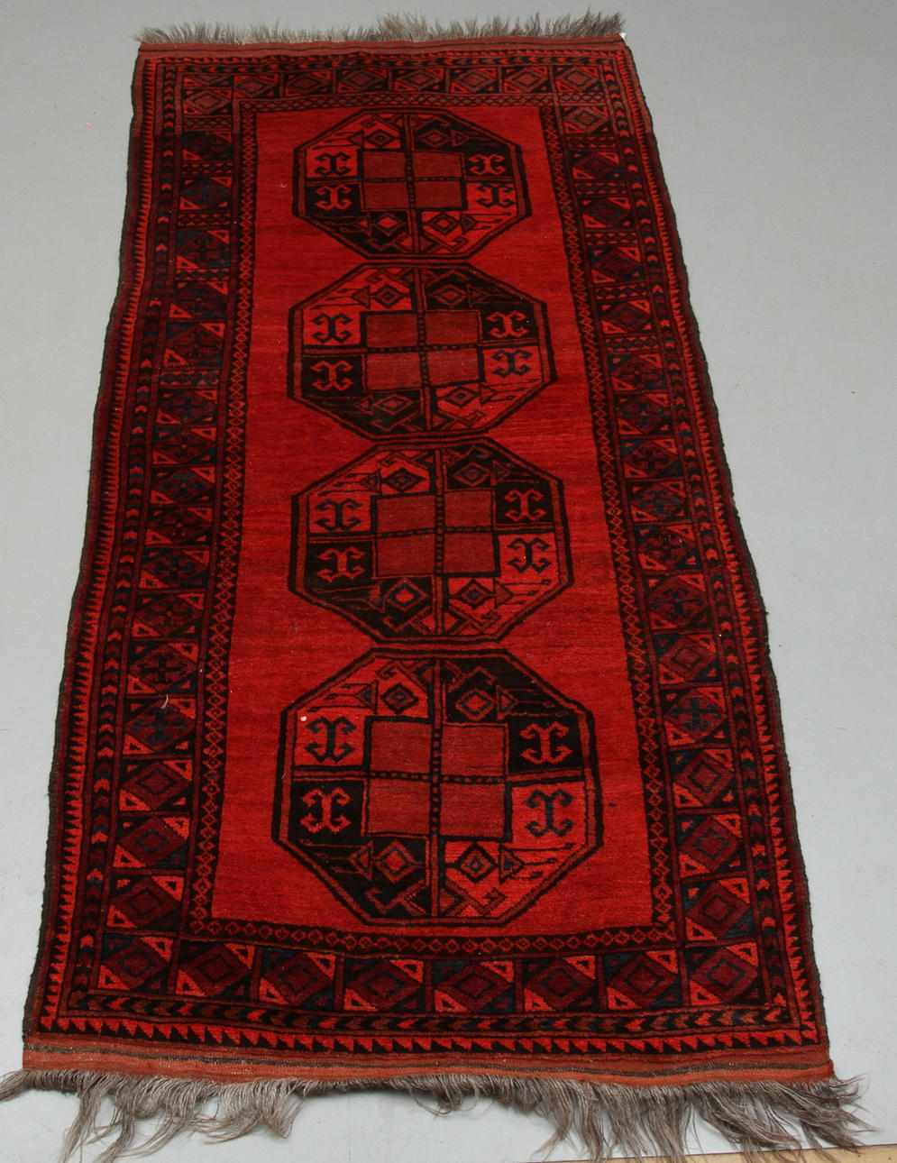 MATTA, Afghan, ca 220 x 117 cm.
