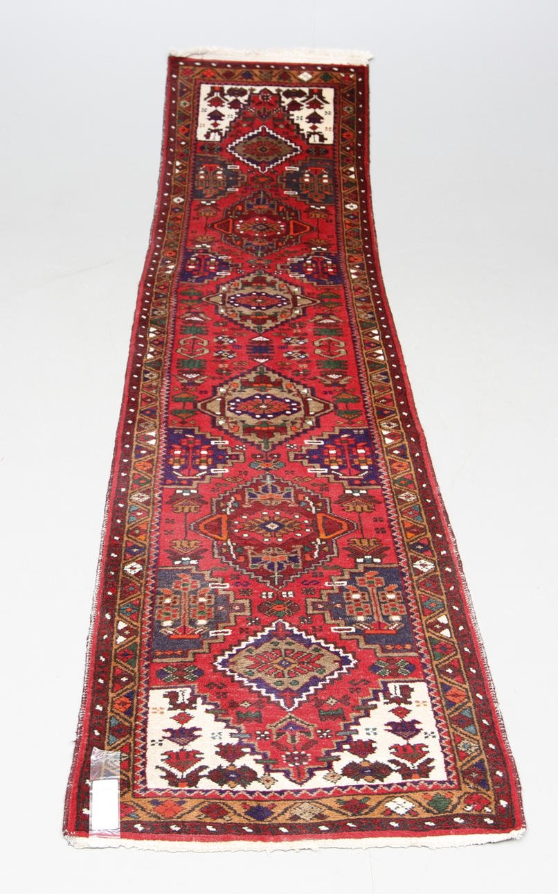 MATTA, orientalisk, 310 x 74 cm.