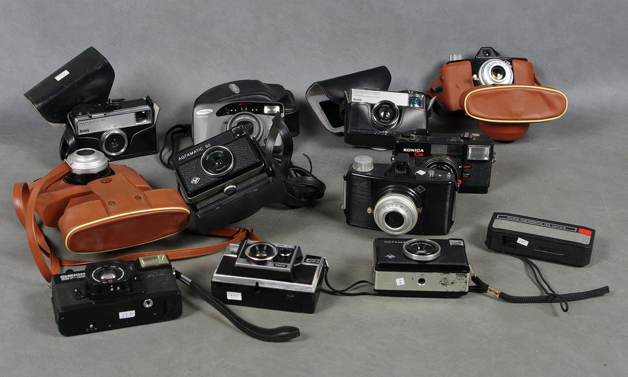 KAMEROR, 12 stycken.