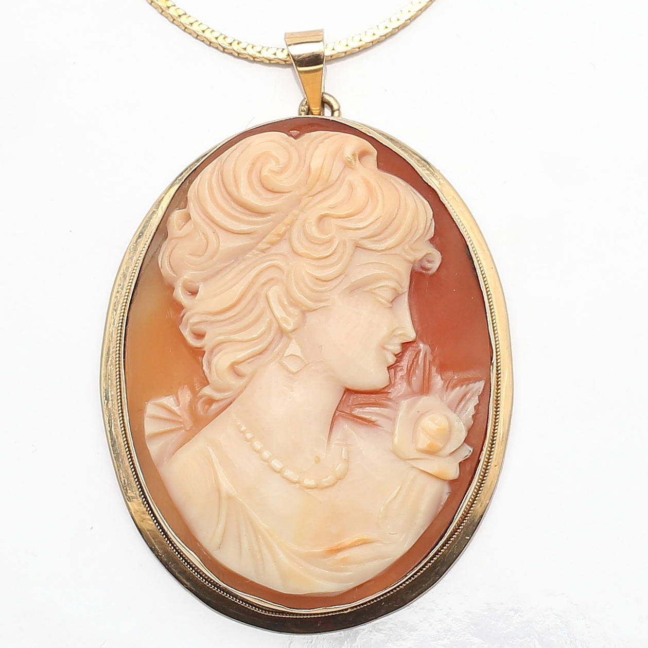 KOMPENDEL, 18K guld, 1900-tallet, totalvægt 8,31 gram.