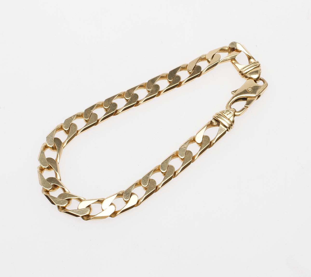 ARMBAND, 18k guld, vikt ca 28,3 gr.