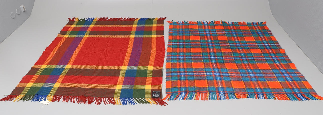 MANTAS, 2 uds, 1 ud Berger, Noruega.