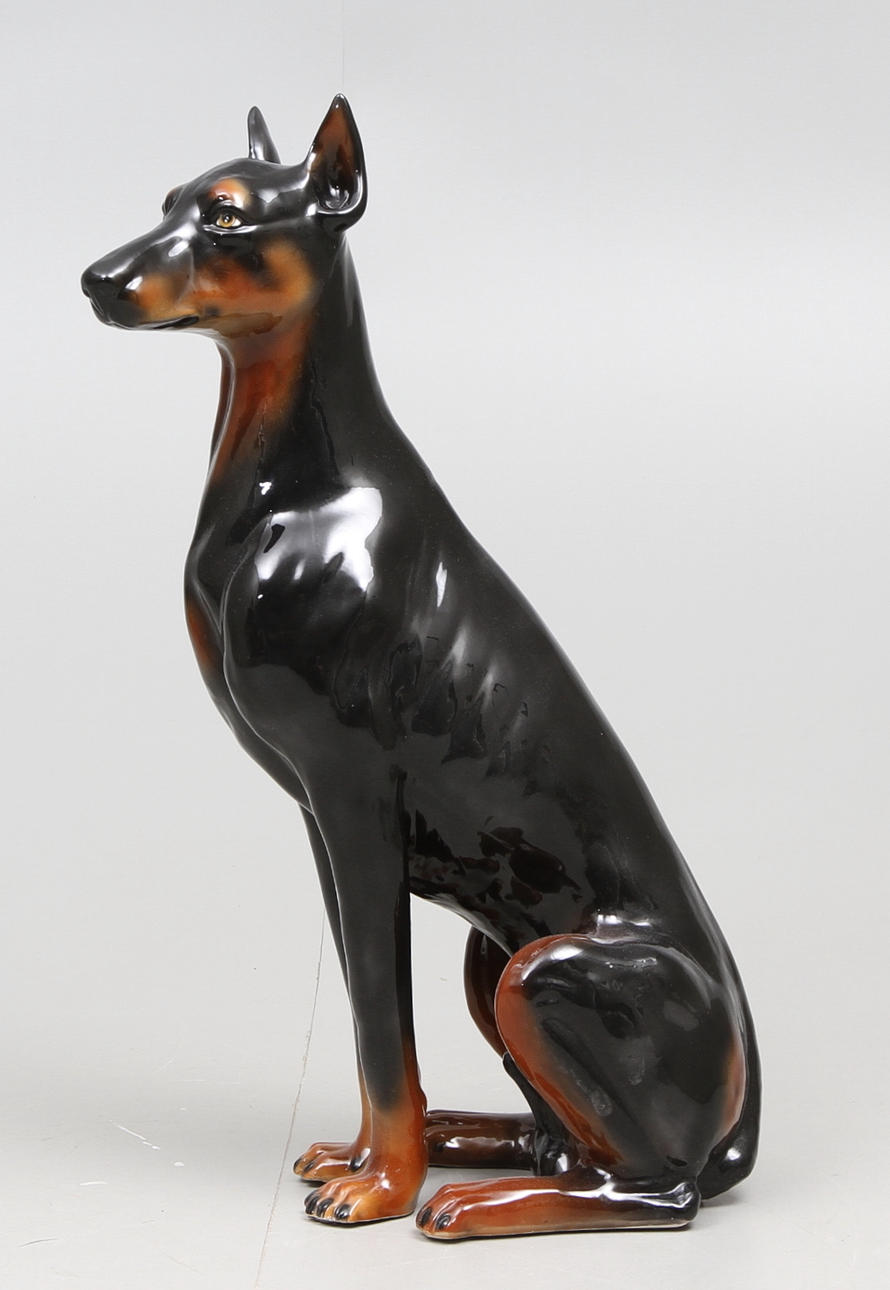 DOBBERMAN, porslin, 1900-talets andra hälft.