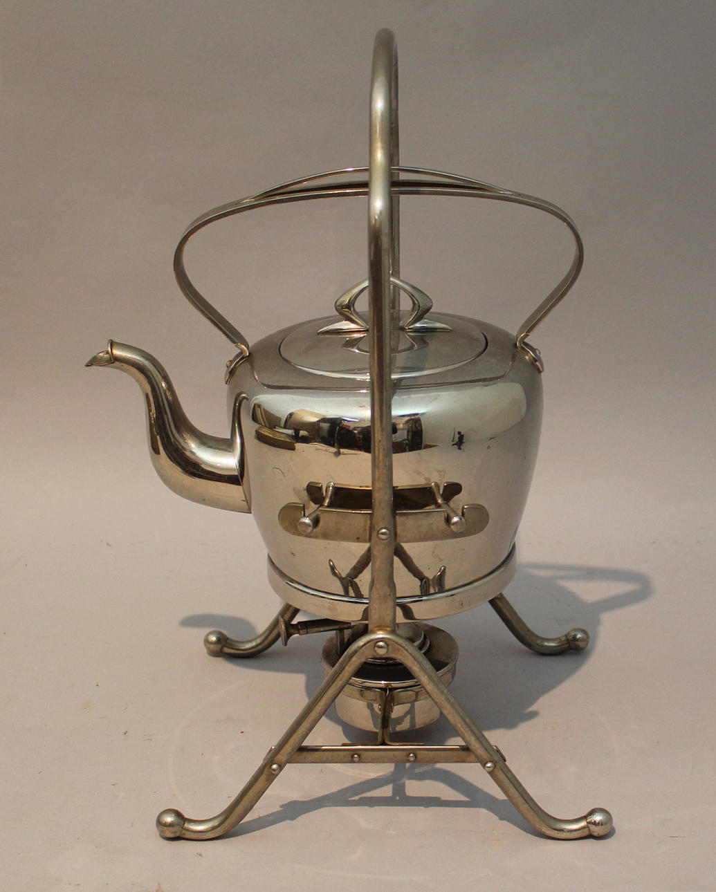 THEKÖK i jugnedstil, 1930-tal. Märkt G B N.