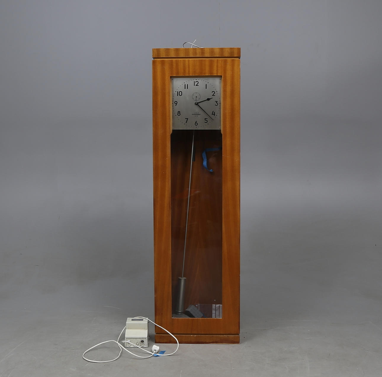 SEKUNDPENDELUR/CENTRALUR och transformator. Westerstrand 1900-tal.