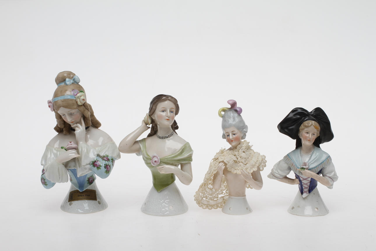 DOCKOR av porslin halv-figurer "Pincushiondolls / half-dolls" 4 stycken. GOEBEL Germany. Bland andra Jenny Lind.