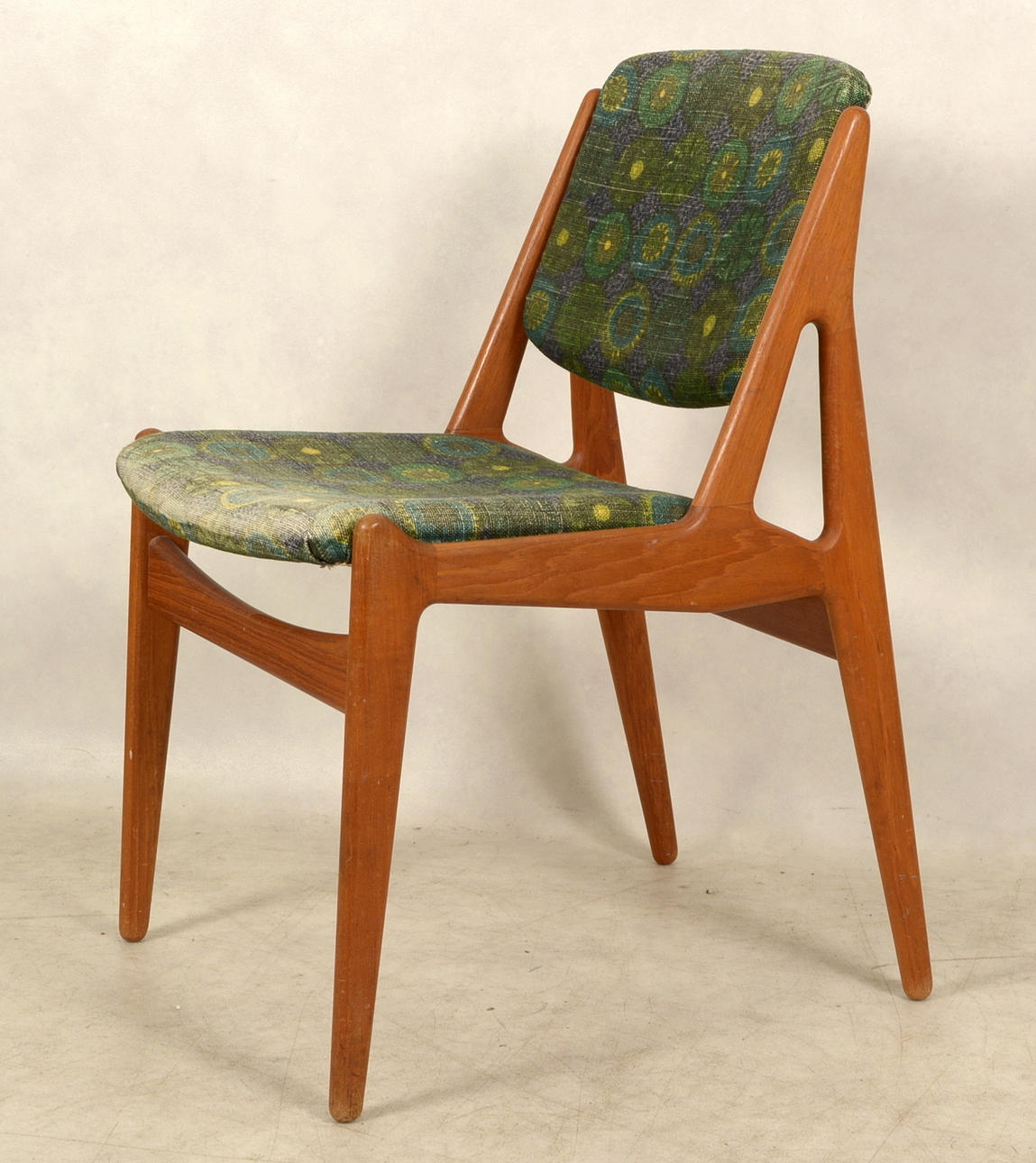 STOL, "Ella", Arne Vodder, Vamo, Danmark.