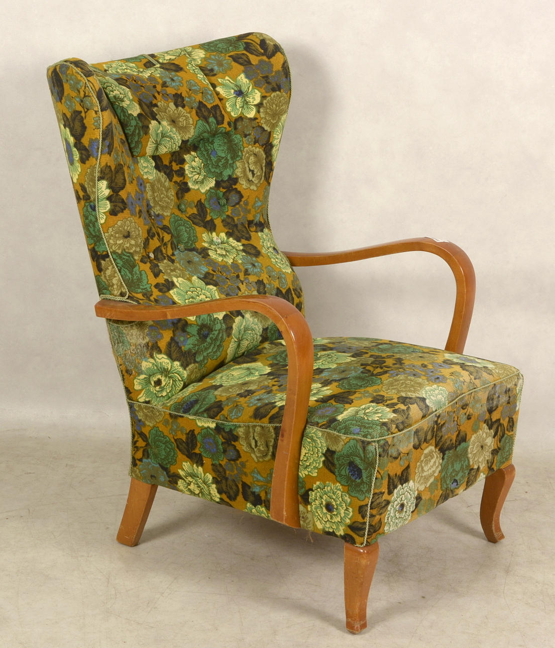 EAR PATCH ARMCHAIR, 1940s/50s.