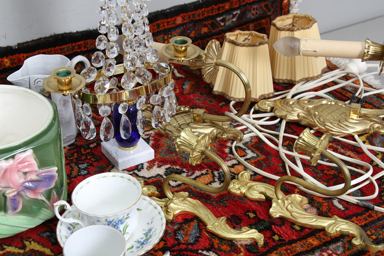 KERAMIKFÖREMÅL mm, 1900-tal.