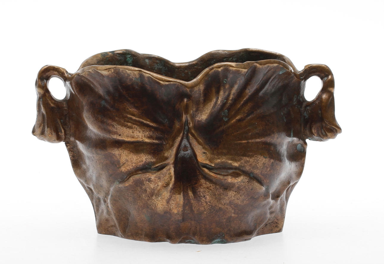 YTTERFODER, brons, 1900-tal.
