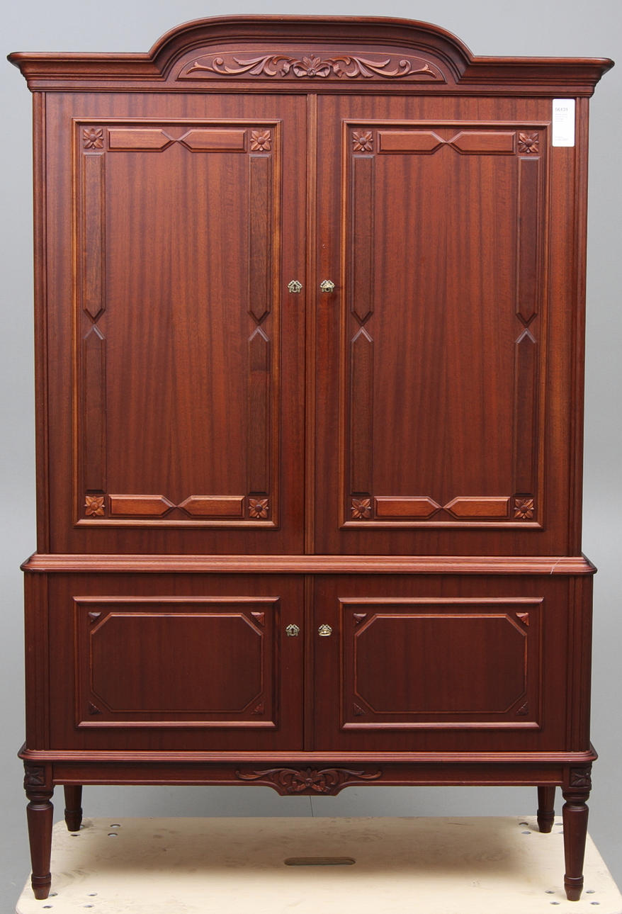 MATSALSSKÅP, Gustaviansk-stil, 1900-talets andra hälft.