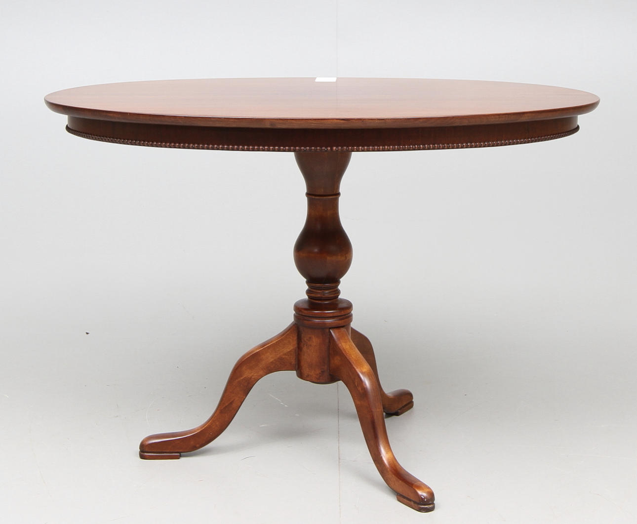 SALONGSBORD, rokokostil, 1900-tal.