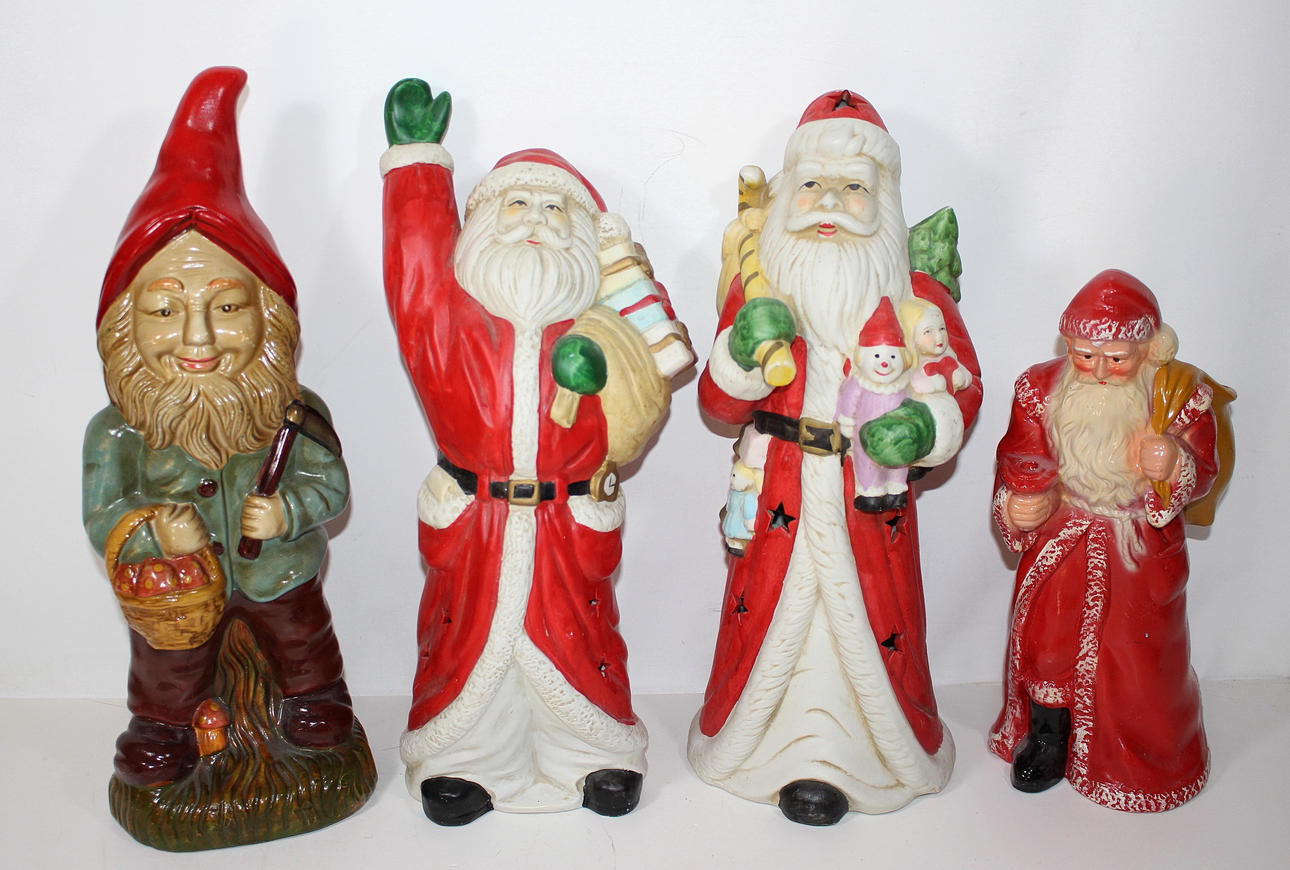 enkelit, 4 kpl, kussakin 2 valotonttua.