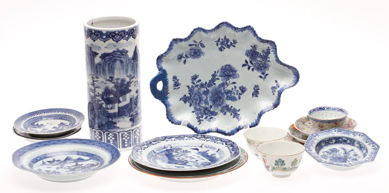 OSTINDISKAFÖREMÅL, 16 delar, 1700-1900-tal.