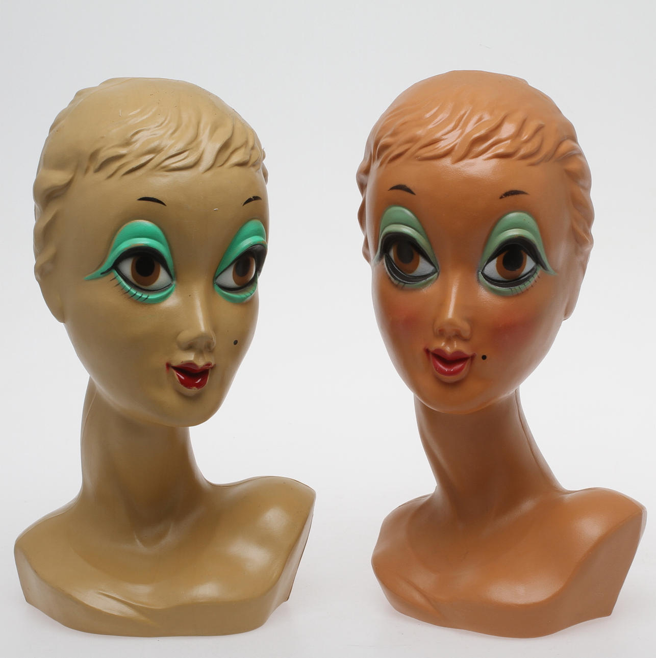 SKYLTHUVUDEN, 2 st, plats, 1900-tal.