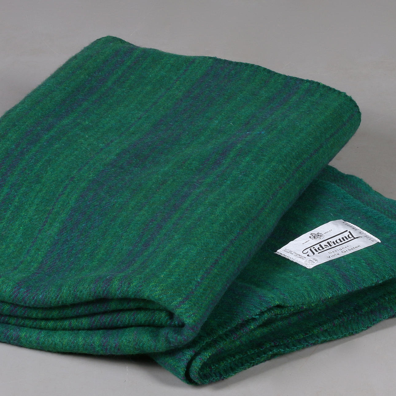 BLANKETS/BLANKETS, Viola Gråsten, Tidstrand.