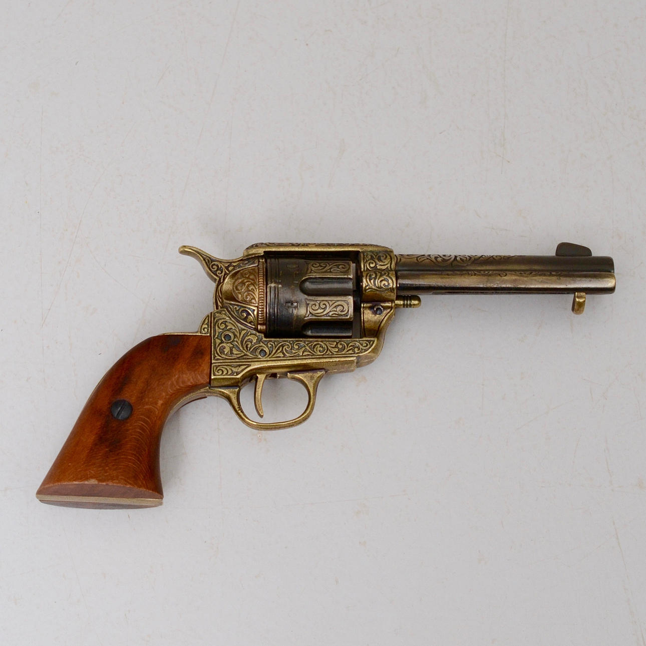 COLT SINGLE ACTION ARMY 45 "PEACEMAKER".