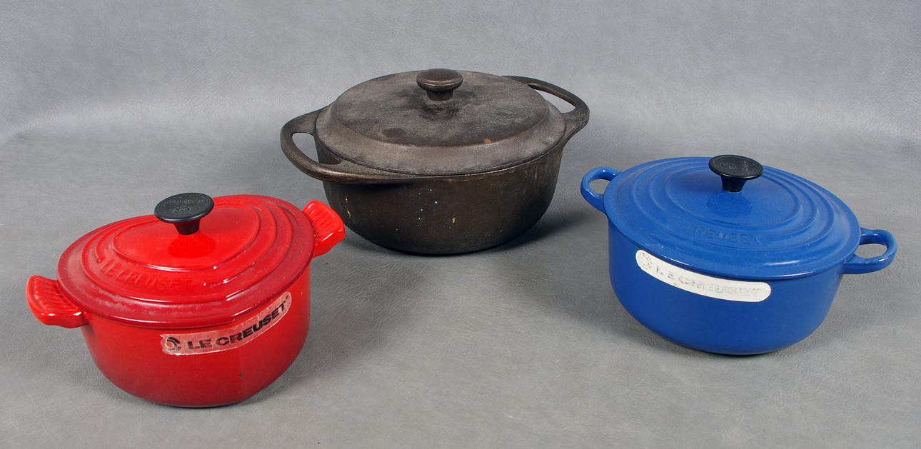 GJUTJÄRNSGRYTOR, 3 stycken, Le Creuset samt Skeppshult.
