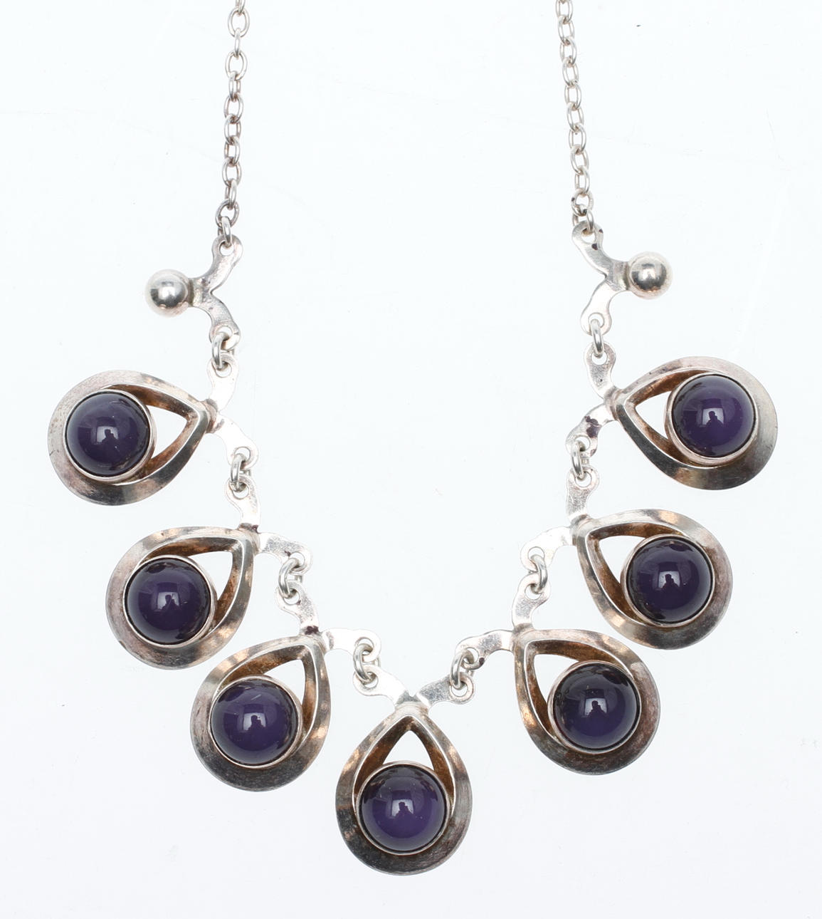 HALSBAND, silver med lila stenar.