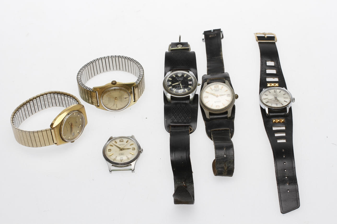 HERRARMBANDSUR, 6 st, bland annat Lagonda.