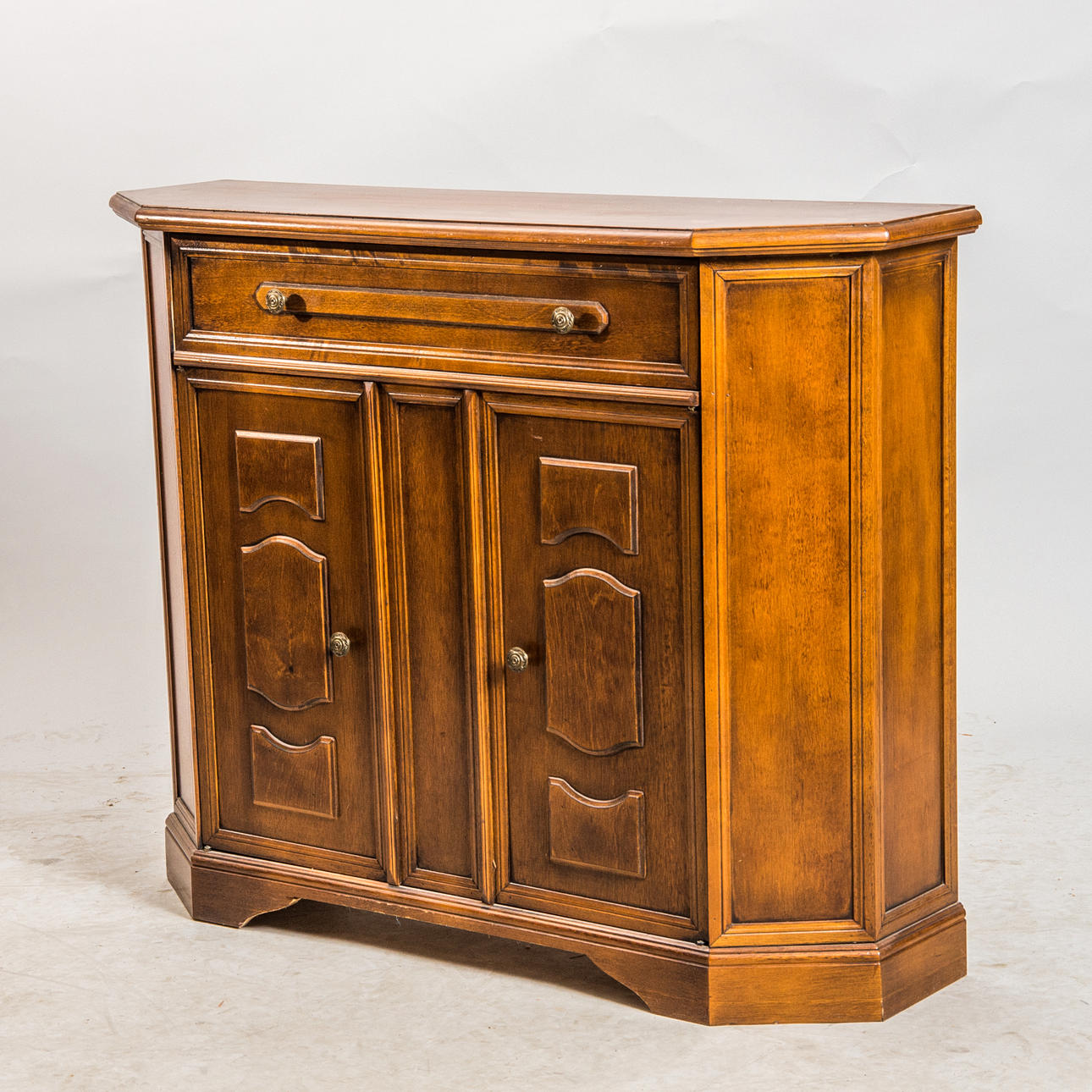 SKAB MED SKUFFE, mahogni, engelsk stil.