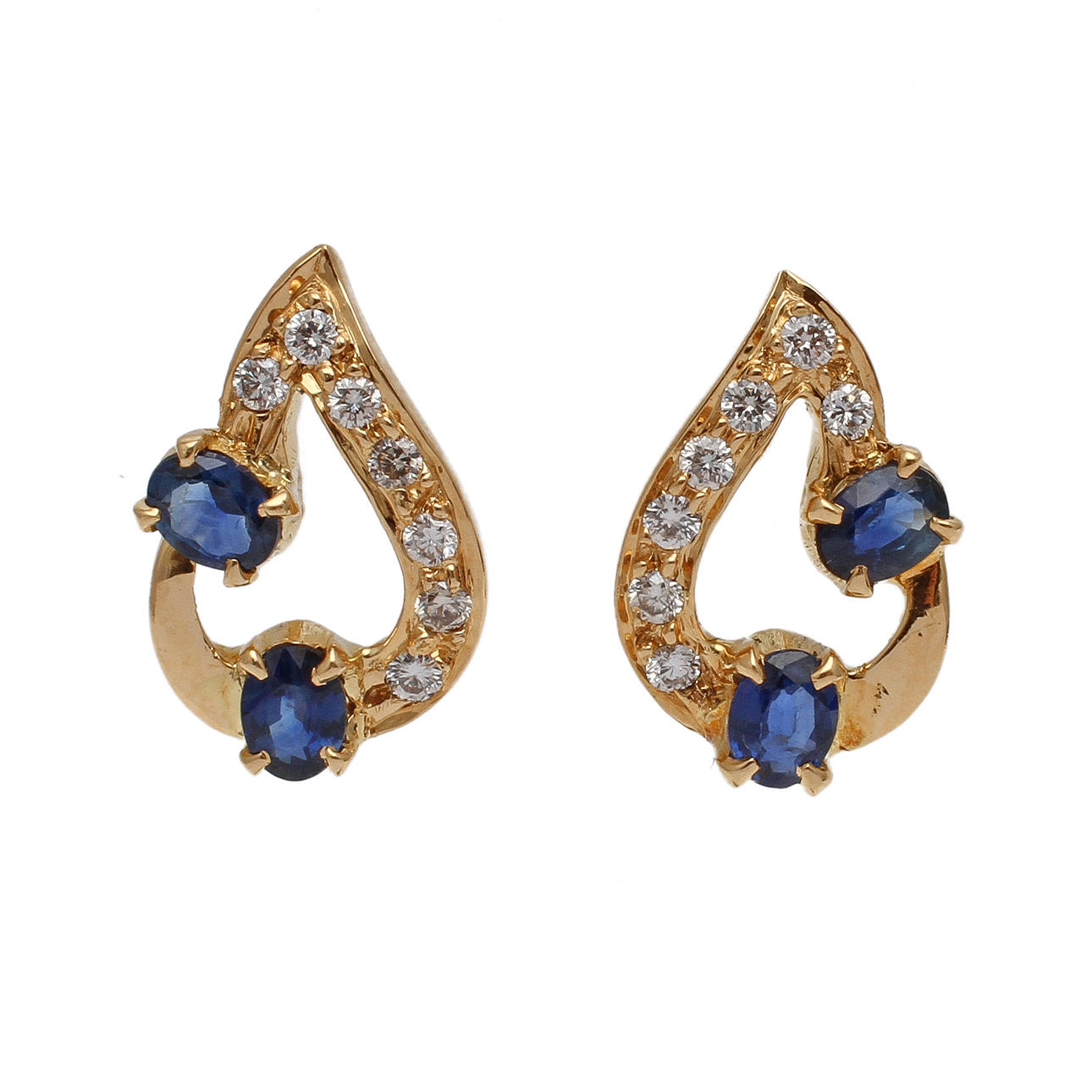ÖRHÄNGEN, 1 par 18k guld med diamanter och safirer, 3,6 gram.