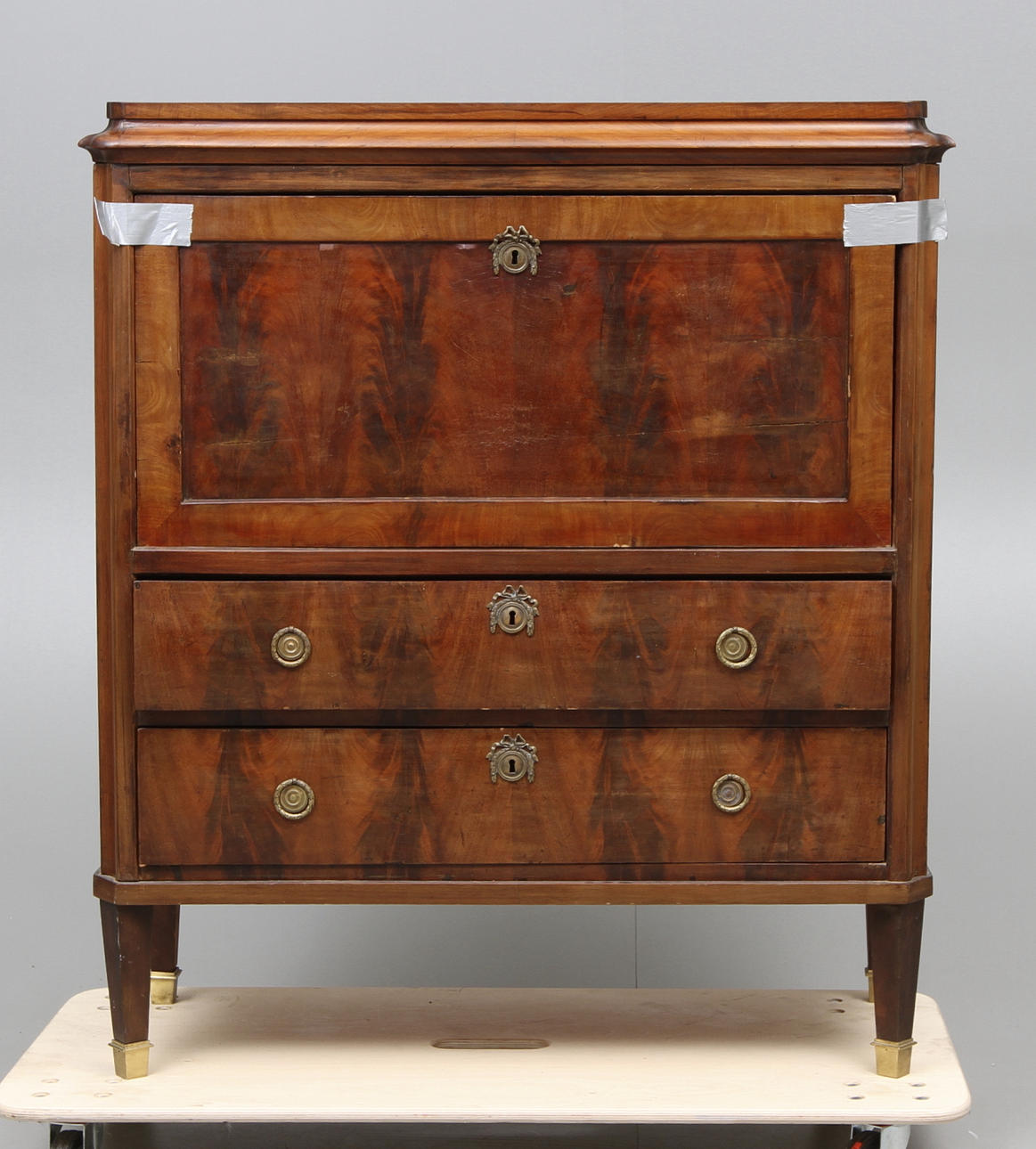 CHIFFONJÈ, 1800 tal.