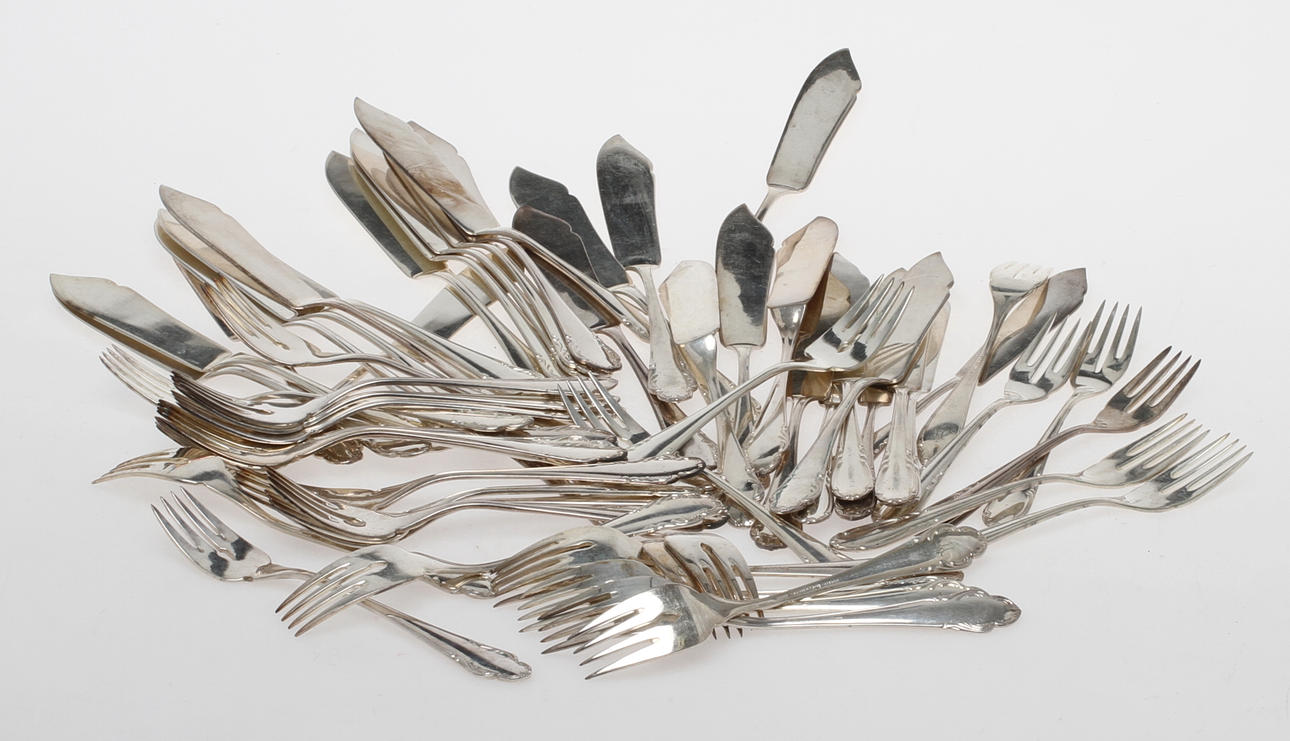 FISKBESTICK, 59 delar, nysilver, modell Haga.