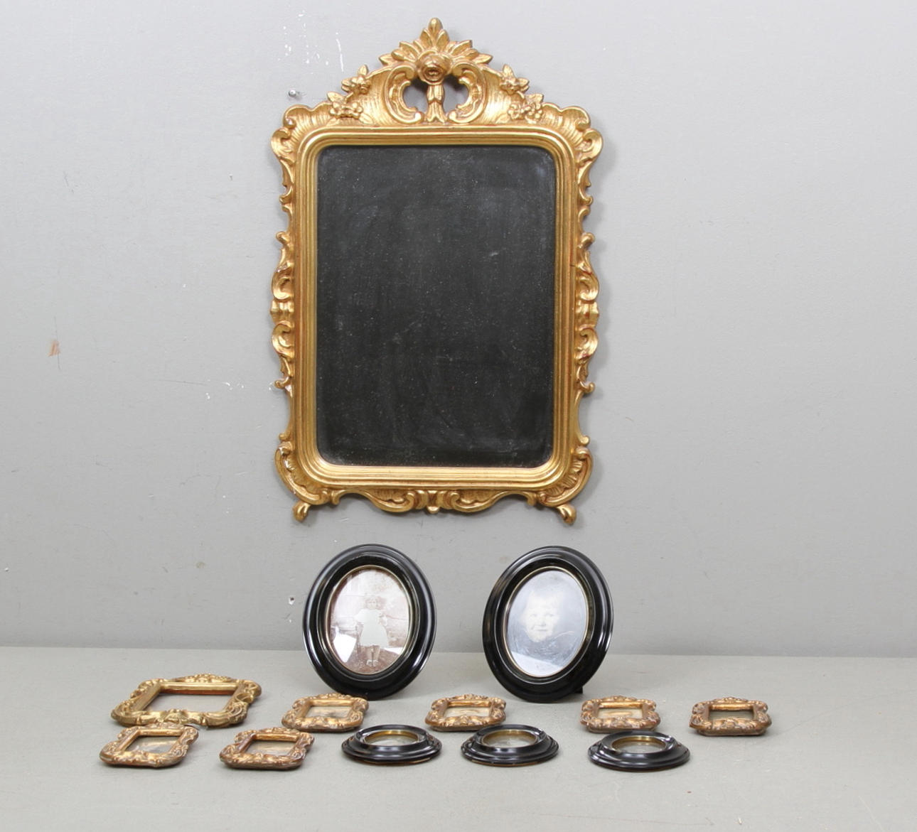 RAMAR samt SPEGEL, 13st, 1900-tal.