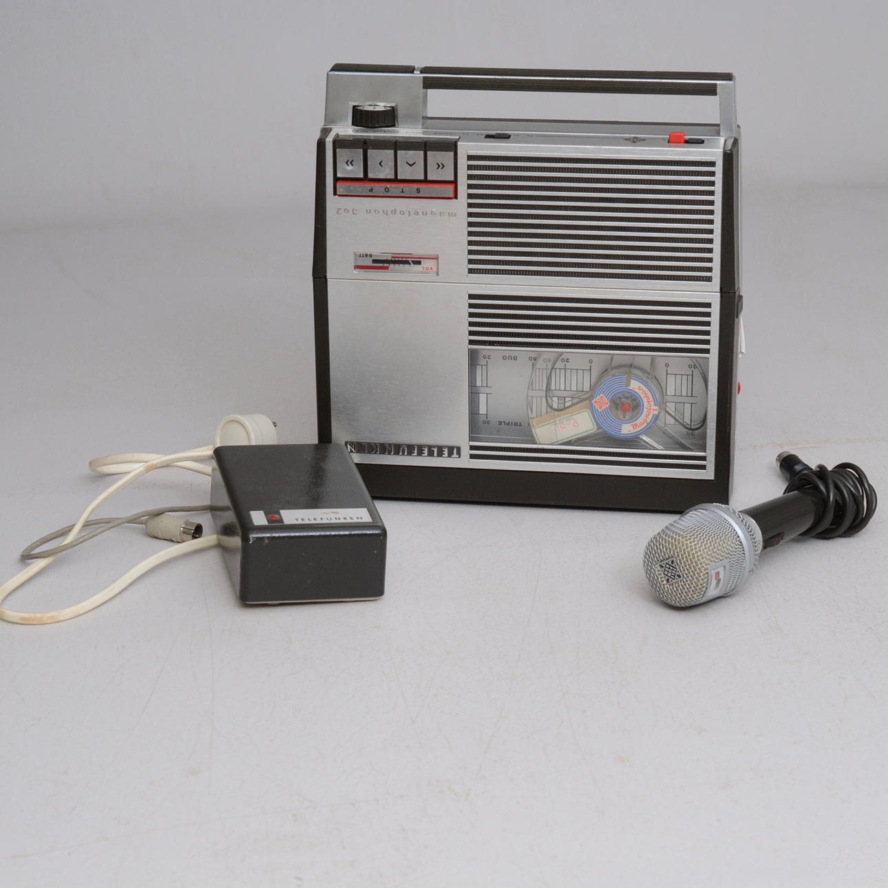 TAPE PLAYER TELEFUNKEN tape recorder 302.
