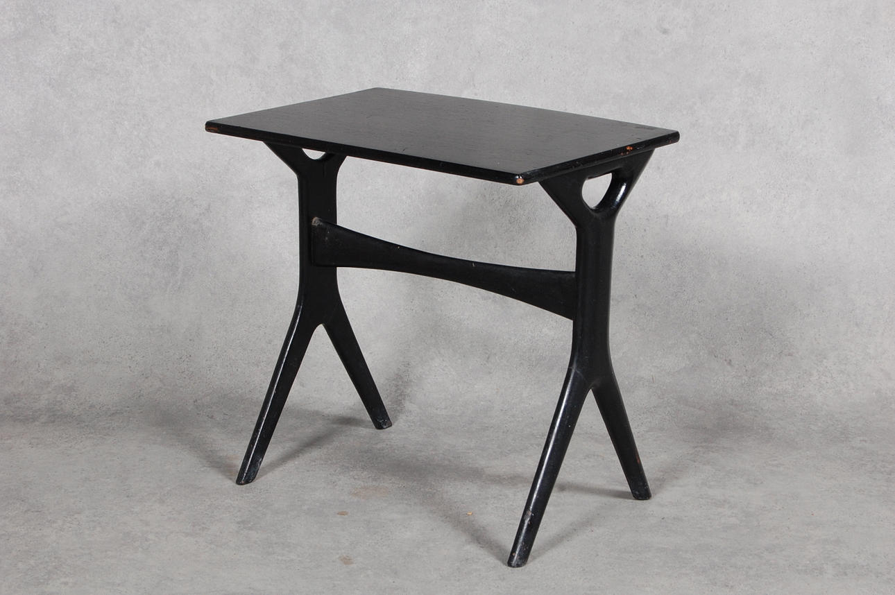 BORD, organisk form, 1950-tal.